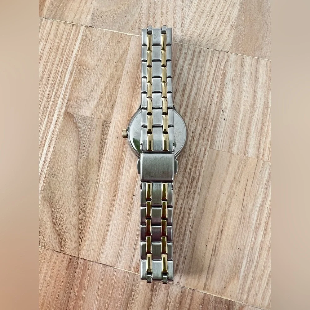 Timex indiglo two-tone ladies dress watch NEW BATTERY